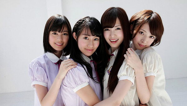 Nogizaka46 (乃木坂46)